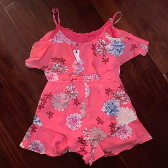 BRAND NEW W TAGS BB Dakota Women's Romper - Picture 2 of 2